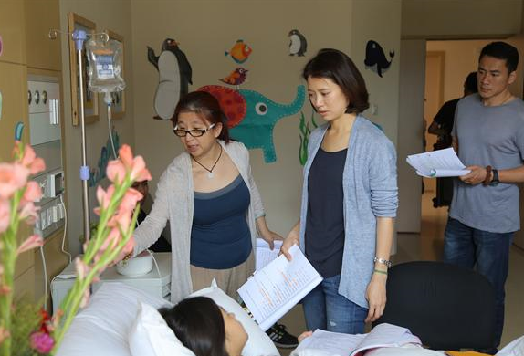 女导演李妮的艺术人生路：从《领养》中走来的女性艺术家  