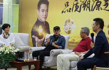 汤臣倍健“无限能”携手李连杰先生，开启品质溯源之旅 