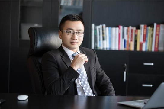 投哪网董事长吴显勇：合规先行 科技致胜下半场  