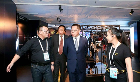 2017北京国际设计周开幕，洛可可•洛客新物种设计展引爆  